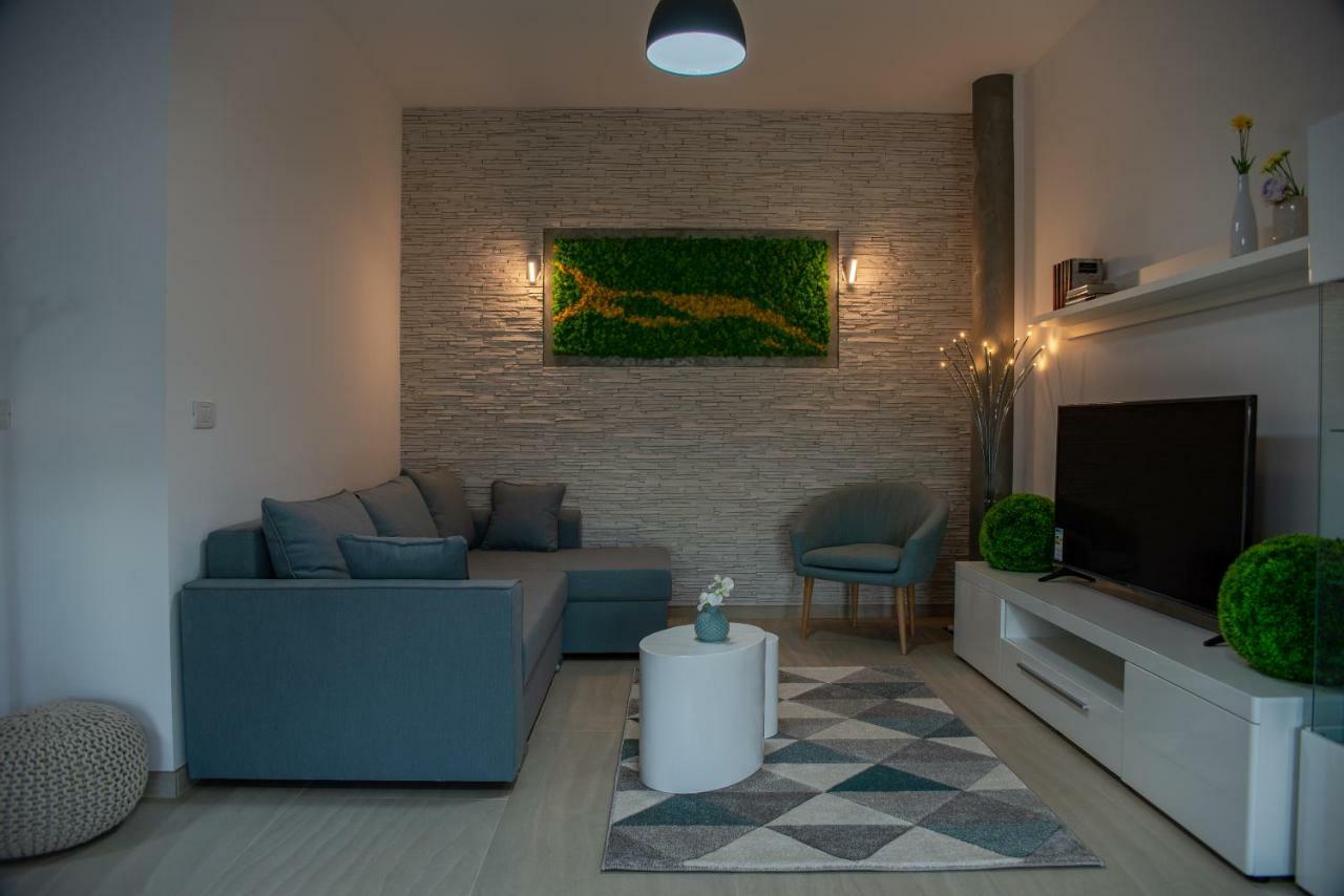 Apartments Steel Residence- Tesla Drive Experience Temeşvar Dış mekan fotoğraf